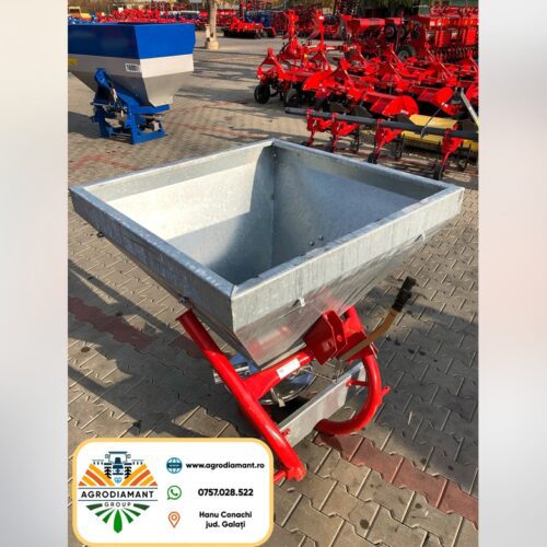 Distribuitor de îngrășământ 600L coif tablă zincată