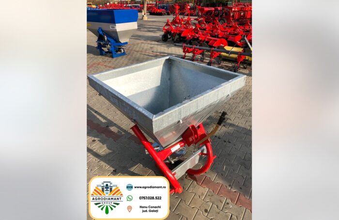 Distribuitor de îngrășământ 600L coif tablă zincată