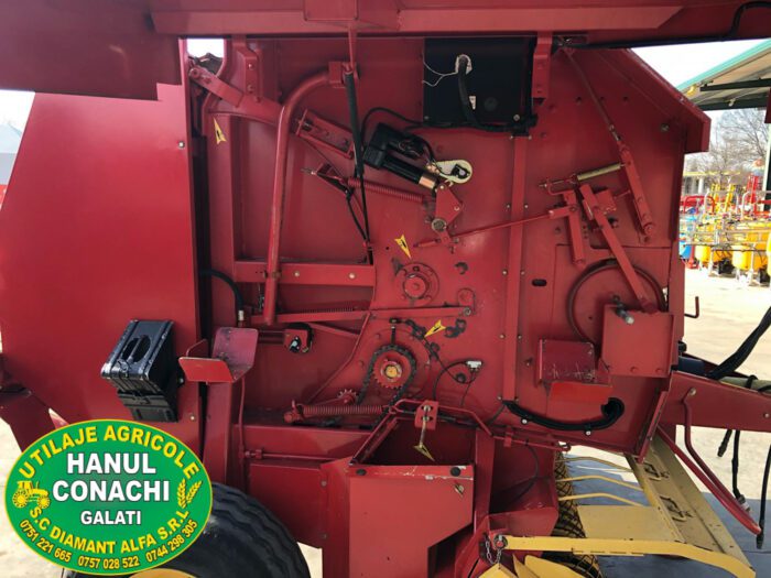 New Holland 544 - Plasa & Ață - 65CP - Presa baloți rotunzi - imagine 4
