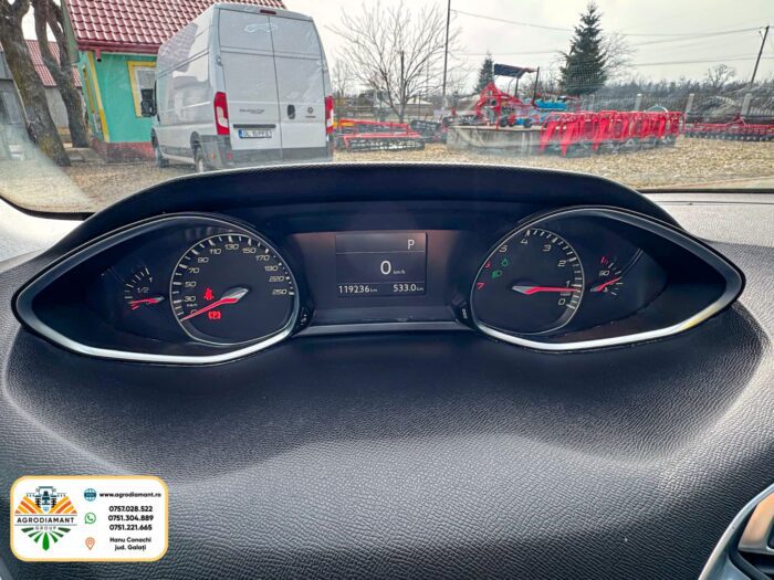 PEUGEOT 308 1.2e-THP FELINE - 120.000km - 2015 - imagine 12