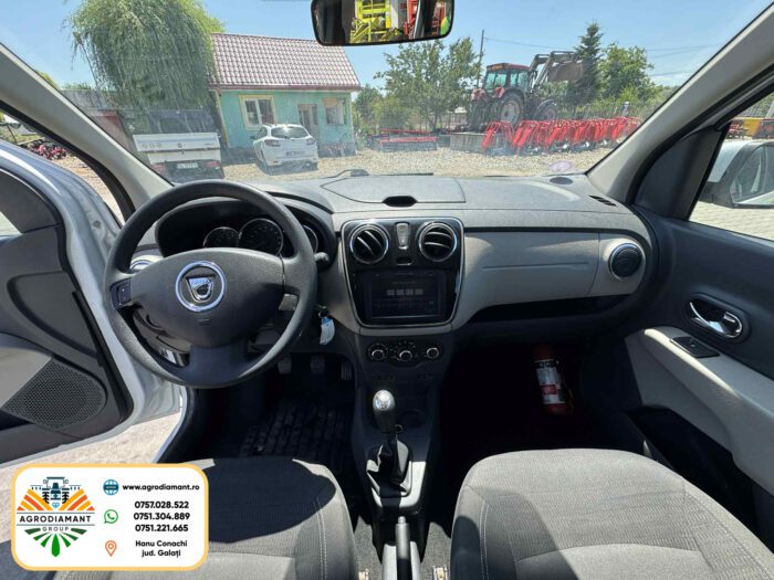 Dacia Lodgy 1.2 TCe Laureate - an 2012 - 173.441 km - imagine 6