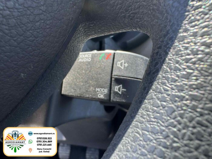 Dacia Lodgy 1.2 TCe Laureate - an 2012 - 173.441 km - imagine 11