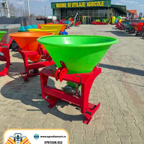 Utilaj de împrăștiat îngrășăminte 300L stil coif DEMAROL